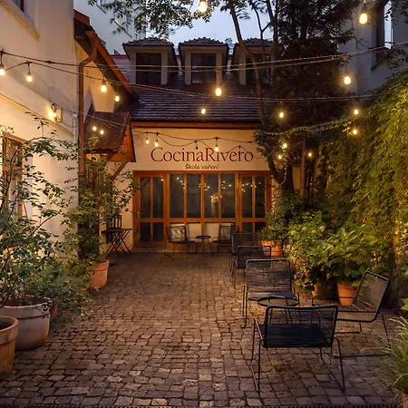 Metropolitan With Amenities Prag