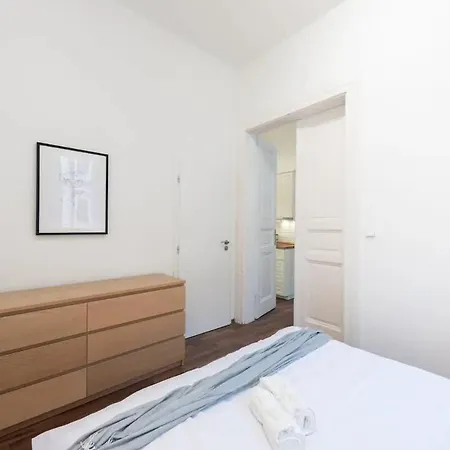 Apartmán Metropolitan With Amenities Praha