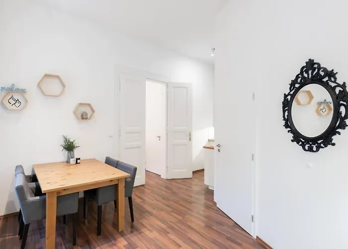 Metropolitan With Amenities * Praga